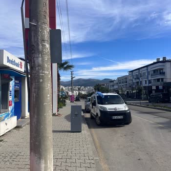 Mumcular Gölbaşı’ndaki Tek Eski ATM Sürekli Arızalı Ve Çözüm Yok