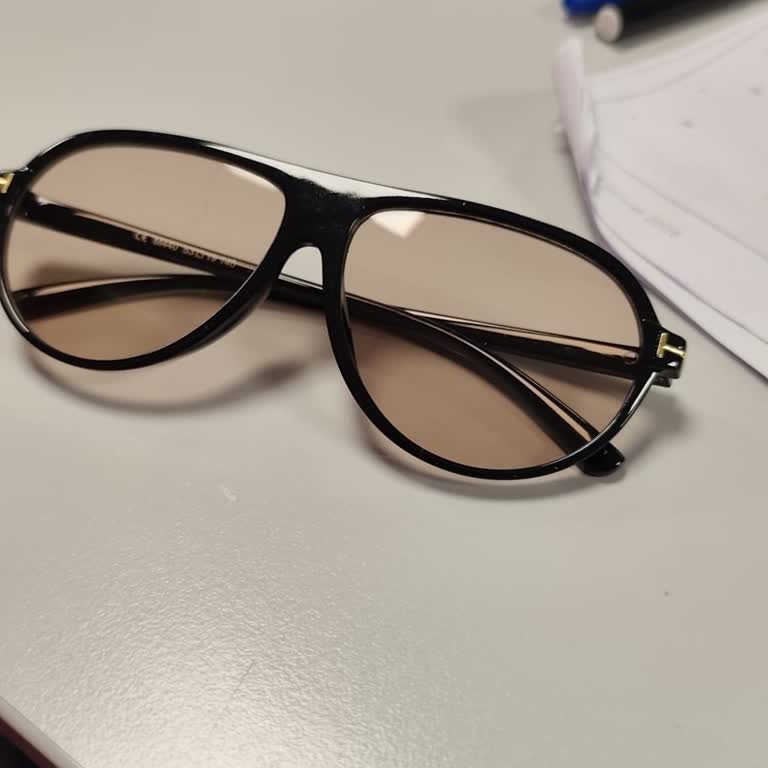 Yanlış Gözlük Gönderildi, İade Edildi Ve Doğru Ürün Hâlâ Gelmedi