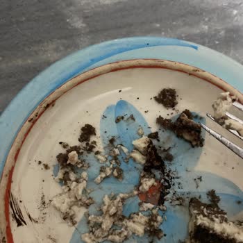 Şok Kırıkhan Şubesinde Tiramisu Pastasının Bozulması Ve Mide Bulantısı