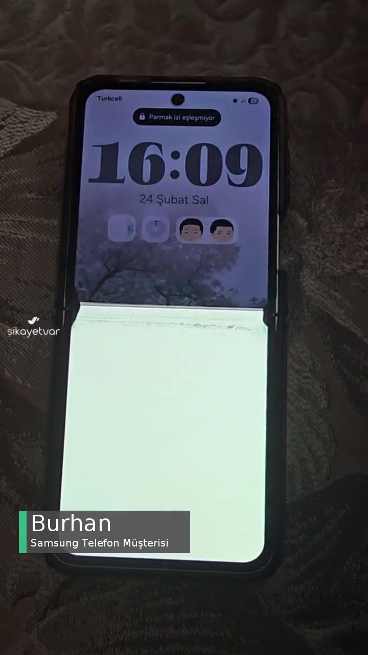 Samsung Z Flip 6 Telefonumda Dokunmatik Ve Ekran Sorunu! videonun kapak resmi