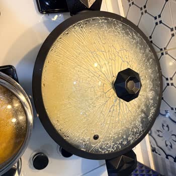 Karaca Bio Diamond Tencere Cam Kapağının Patlaması Ve Acil Değişim İsteği