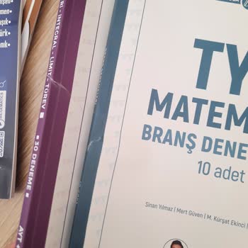 Ezilmiş Kitaplar Geldi, İşler Kitabevi Ve Aras Kargo’dan Sorumluluk Talebi