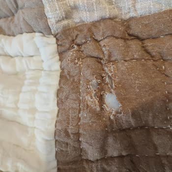 İlk Kullanımda Yırtılan Yatak Örtüsü İçin İade Talebi