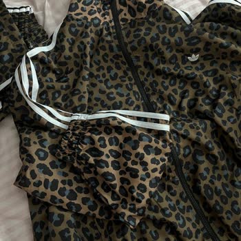 Lidya Sara Ürün Tamamen Hatalı Geldi