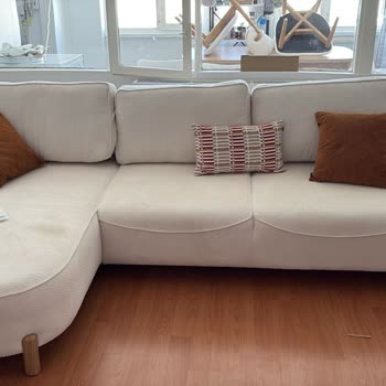 L Koltuğunda Büyük Leke İçin Kılıf Değişikliği Ve Servis İhmaline Karşı Şikayet