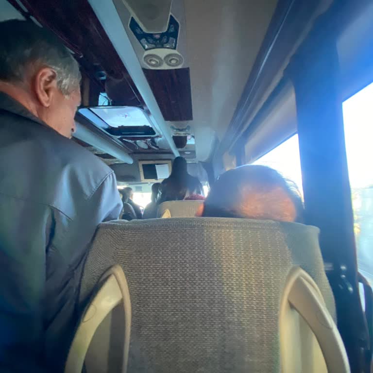 İsparta Dinar Seferinde Aşırı Yolcu Alınması Güvenlik Tehlikesi Yaratıyor