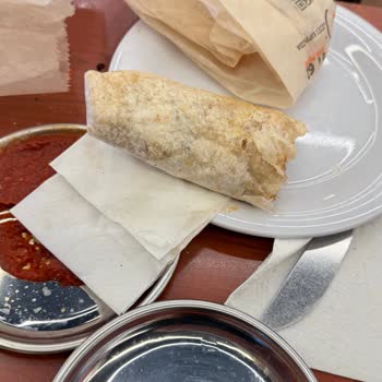 Yanlış Sipariş, Buz Gibi Et, Kaba Personel Ve Ücret İadesi Talebi