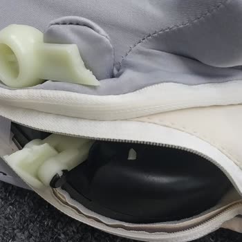 Kırık Masaj Aleti Ve Cevapsız Müşteri Desteği