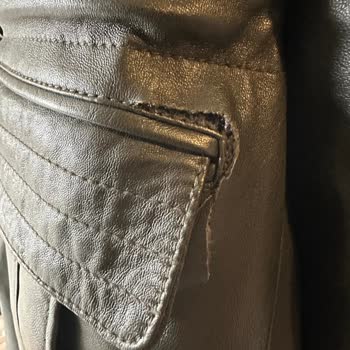 Derimod’dan Üretim Hatalı Kaban İçin Tamir Ücreti Talep Edilmesi Ve İade İsteği