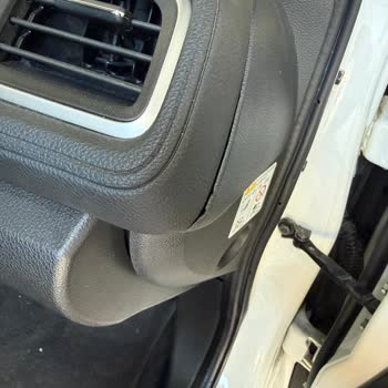 Airbag Kapağındaki Zarar Ve Kötü Üslup Karşısında Çözüm Talebi