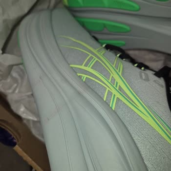 İptal Edilen Siparişin Çamurlu Ve Giyilmiş Ayakkabı Olarak Teslim Edilmesi