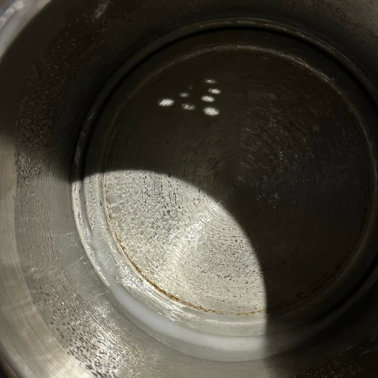 Media Markt'tan Alınan Korkmaz Çaydanlıkta İlk Günden Paslanma Ve İade Talebi