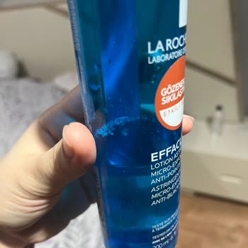 La Roche-Posay Effaclar Tonik İçinde Görülen Beyaz Parçacıklar Ve Ürün Bozulması