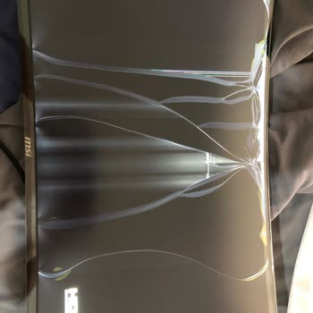 Kırık Monitör Ve Kargo Yetkilisinin Kontrol İzni Vermemesi Nedeniyle Mağazanın Sorumluluk Reddi