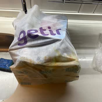 Getir'de Patlamış Temizlik Malzemesi Gıdalara Bulaştı; Ürünlerin Alınması Ve 1222 TL İade Talebi
