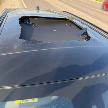 Cam Tavan Onarımında Uzun Gecikme Ve İkame Araç Eksikliği