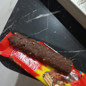 Ülker Çokonat Çikolatasının Bozuk Ve Soluk Rengi Sağlık Endişesi Yaratıyor