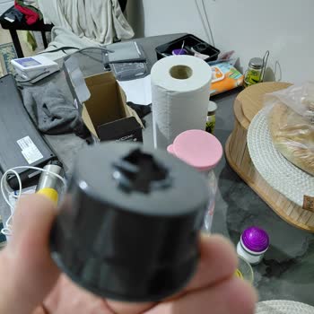 Awox El Blenderında Plastik Parça 5. Kullanımda Kırıldı, Ücretsiz Değişim Talebi