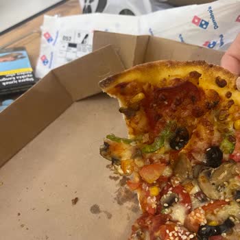 Domino’s Şubesinde Saç İçeren Pizza Ve Müşteri Hizmetleri İlgisizliği