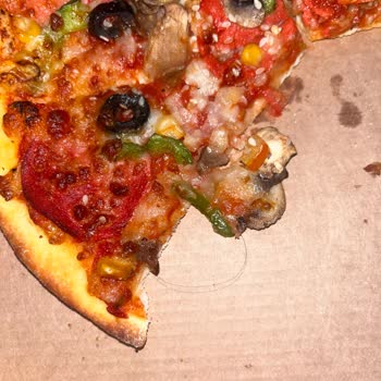 Domino’s Şubesinde Saç İçeren Pizza Ve Müşteri Hizmetleri İlgisizliği