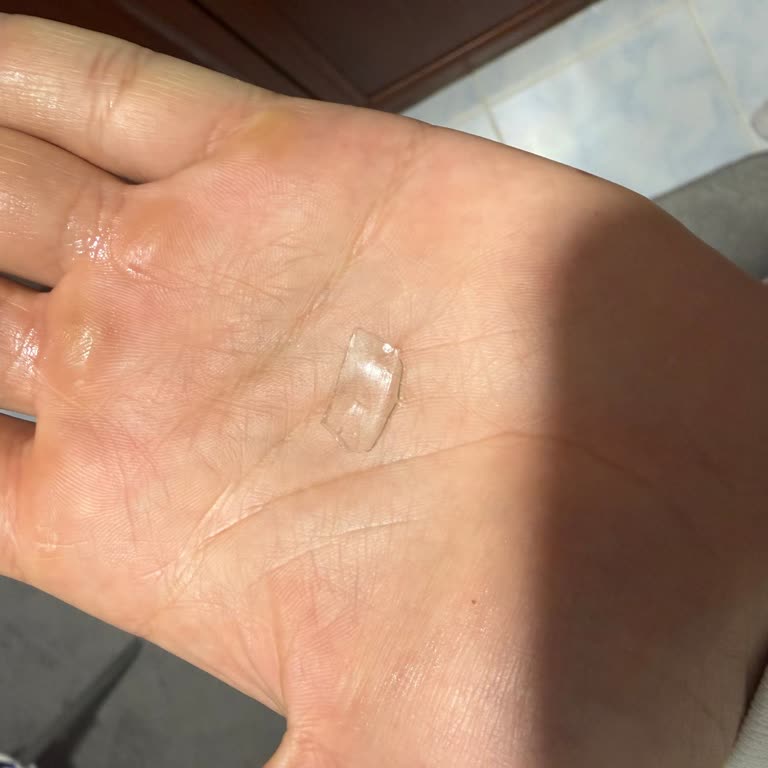 Migros Soğuk Baklavasında Plastik Parça Çıktı Ve Gıda Güvenliği Endişesi