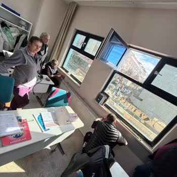 Petek Düşmesiyle Çocuğum Yaralandı, Okulun Güvenlik İhmali Ve İlgisizliği