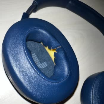 JBL 720BT Kulaklık Pedlerinde Montaj Açılması Ve Dayanıklılık Sorunu