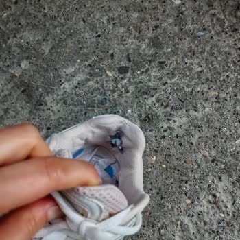 Kısa Sürede Parçalanan Ayakkabı İç Astarı Değişim Ya Da İade Talebi
