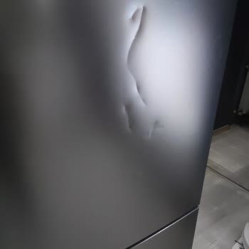 Teslim Edilen Buzdolabı Darbe Aldı, Teknosadan Cevap Bekliyor