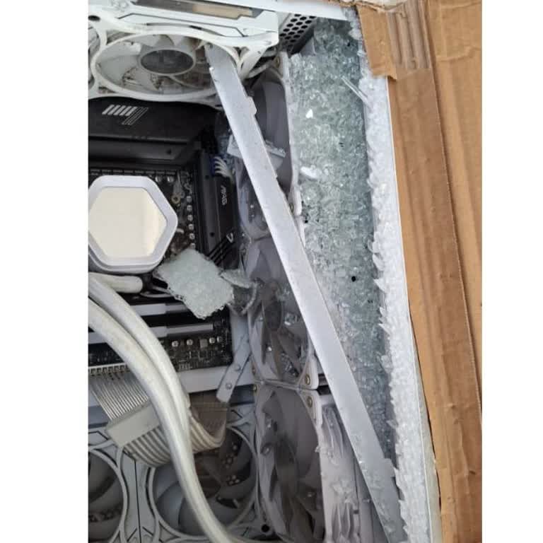 Kırık Gaming Bilgisayar Tesliminde Kesilen 3.600 TL Hizmet Bedeli İade Edilmedi