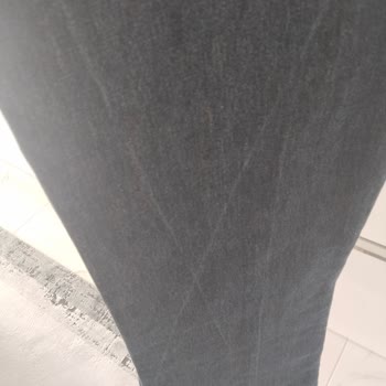 Mavi Victoria Jean Pantolonunda Erken Çizgilenme Ve Müşteri Hatası İddiası