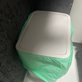 Madame Coco Çöp Kovası Kapak Klipsi Arızalı, Yedek Parça Bulunamıyor