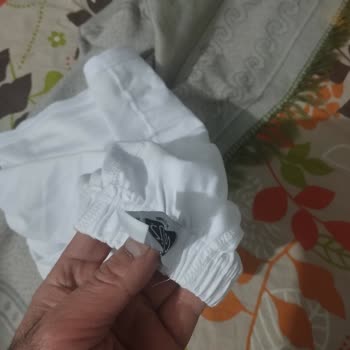 Gümüş İç Çamaşırında Yırtık Ürün: Kalite Kontrolünde Eksiklik