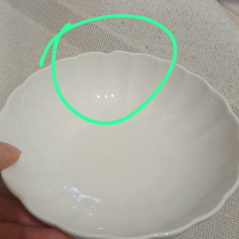 Kırık Çorba Kasesi İçin Bir Ay Bekletilmesi Ve Geciken Kargo Şikayeti