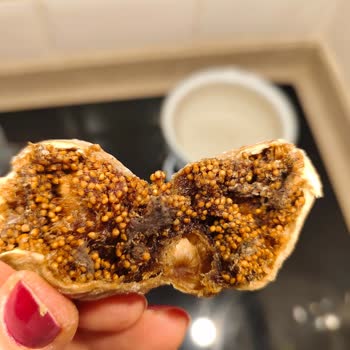 Jumbo Boy İncir Söz Edildiği Gibi Değil, Küflü Ve Küçük Ürün Gönderildi