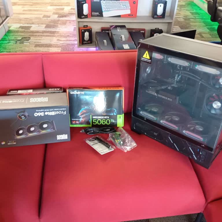 Atom Bilişim'den Alınan Bilgisayar Sürekli Donuyor, Destek Yok, Donanım Değişikliği Talebi