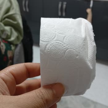 Familia Bazı Ruloların İkiye Bölünmüş Şekilde Olduğunu Gördüm