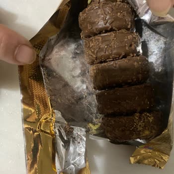 Son Kullanma Tarihi Geçmemiş Ülker Halley'de Kurt Çıkması