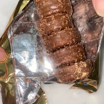 Son Kullanma Tarihi Geçmemiş Ülker Halley'de Kurt Çıkması