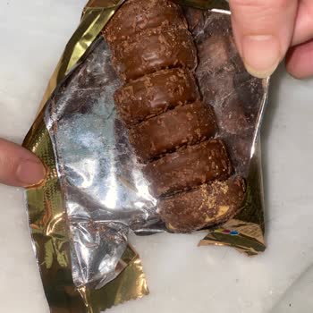 Son Kullanma Tarihi Geçmemiş Ülker Halley'de Kurt Çıkması