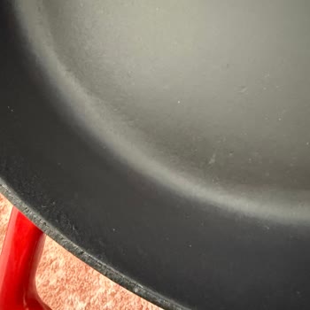 Hepsiburada’da Kaplaması Atan Lava Tencere Seti İçin Değişim Talebi