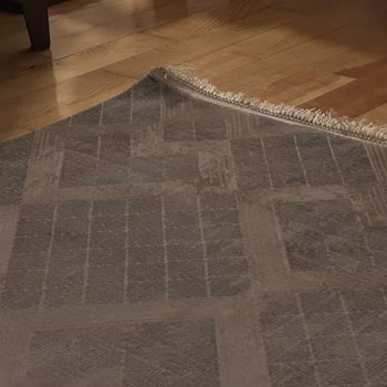 Kalkık Kenarlarıyla Diora Halısında Beklenen Kalite Sağlanmadı