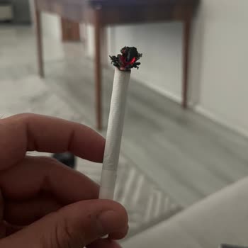 Parliament Sigara Kalitesindeki Sertlik Ve Tutarsızlık Şikayeti