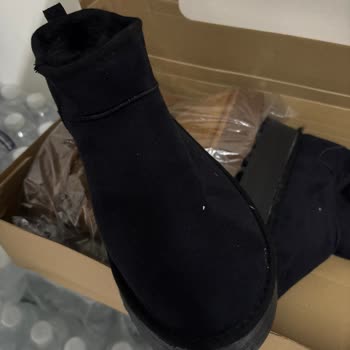 Instagram'dan Ugg Bot Siparişinde Yanlış Ürün Ve Büyük Numara, Satıcı Engellendi Ve İade Talebi