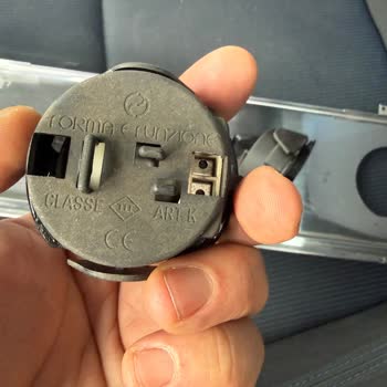 Aydınlatma Patlaması Ve Yangın Riski Nedeniyle Davlumbazın Hemen Tamir Veya Değişim Talebi