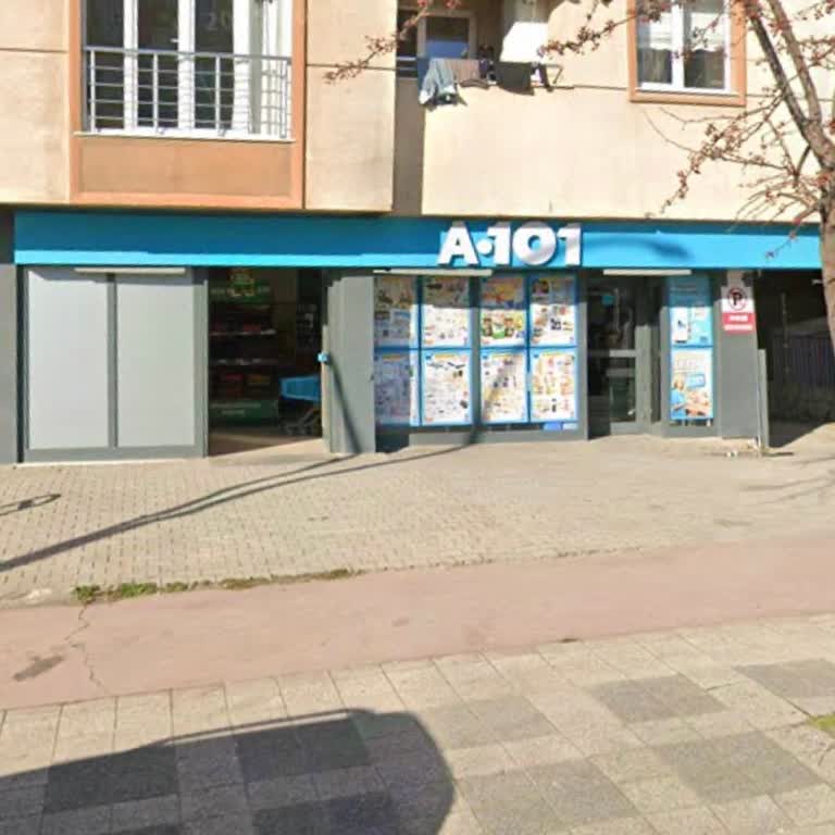 Kasiyerin Saygısız Davranışı Ve Barkodsuz Ürün Sorunu