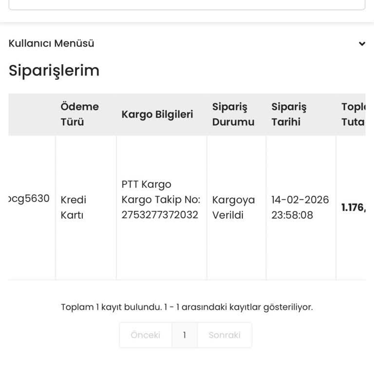 Geciken Kitap Teslimatı Ve Kaba Müşteri Temsilciliği