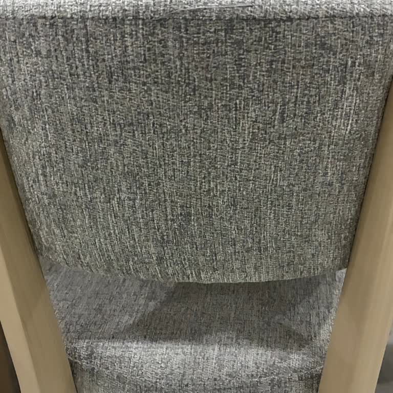 Kelebek Mobilya’da TV Ünitesi Logosu Düşmesi Ve Sandalyelerde Açık Vida Yerleri