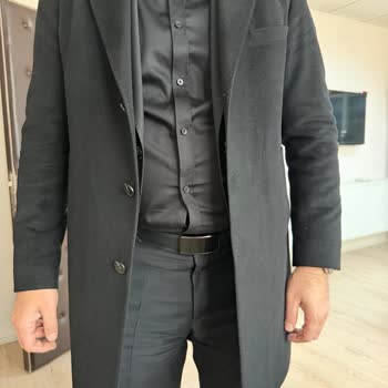 İGS Mağazacılık Üç Non İron Gömleğin Duruş Bozukluğu Ve Düğme Açılmaları