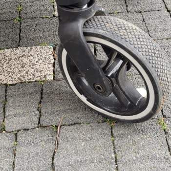 Kraft Kenya Bebek Arabasında Güvensiz Sürüş Ve Parça Çıkması Nedeniyle Ücret İadesi Talebi